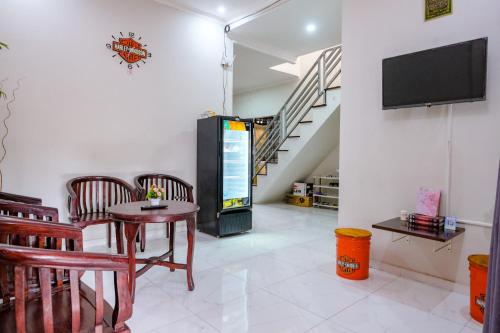 Reddoorz Syariah Near Stasiun Purwokerto,,2 star