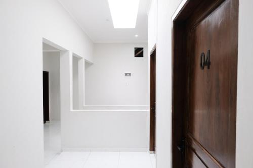 Reddoorz Syariah Near Stasiun Purwokerto,,2 star