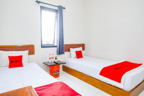 reddoorz syariah near stasiun purwokerto