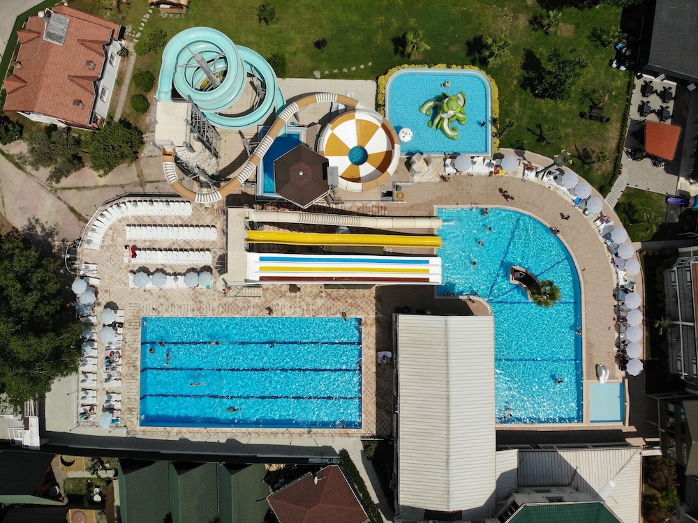 sapanca aqua wellness spa hotel and aqua park