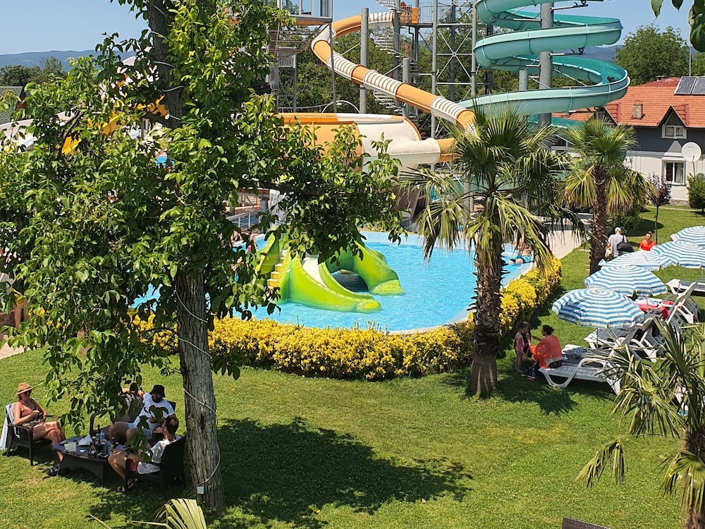 sapanca aqua wellness spa hotel and aqua park