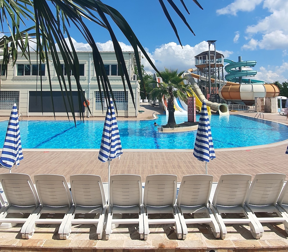 sapanca aqua wellness spa hotel and aqua park