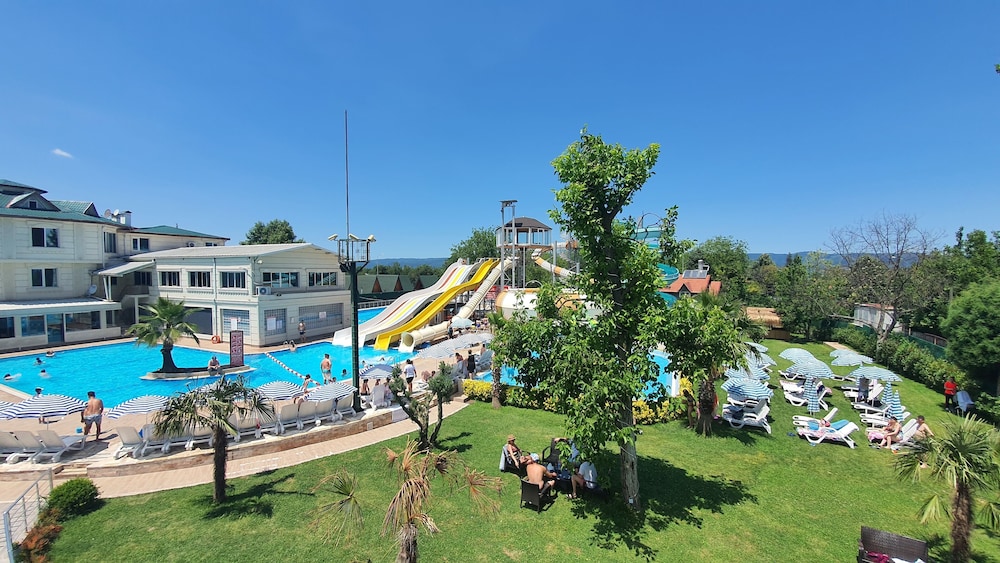 sapanca aqua wellness spa hotel and aqua park