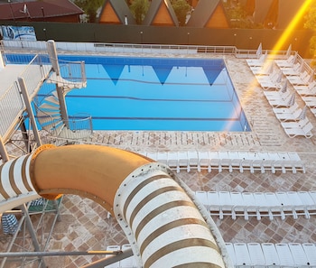 sapanca aqua wellness spa hotel and aqua park