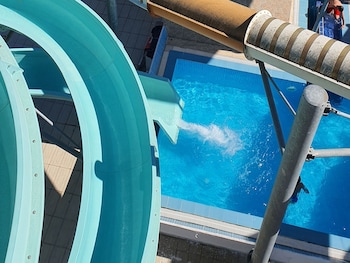 sapanca aqua wellness spa hotel and aqua park