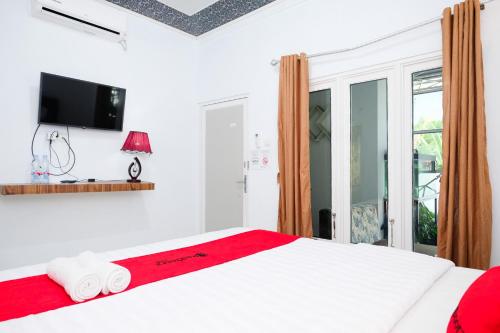 reddoorz syariah near stasiun wates