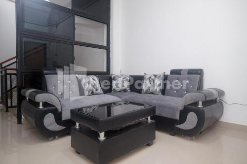 river house mitra reddoorz
