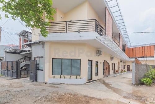 Rumah Panda Guesthouse Redpartner,,2 star