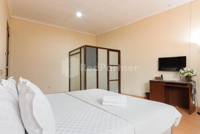 sr residence near mall ciputra cibubur mitra reddoorz