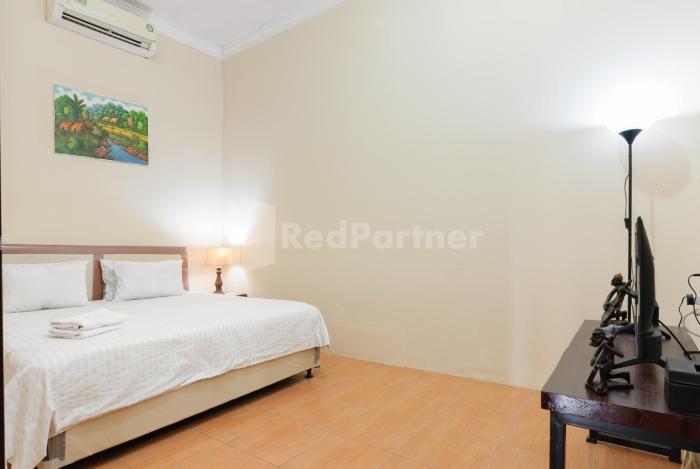sr residence near mall ciputra cibubur mitra reddoorz