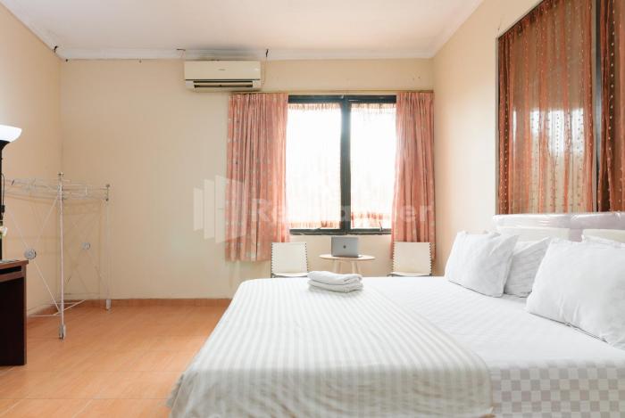 sr residence near mall ciputra cibubur mitra reddoorz