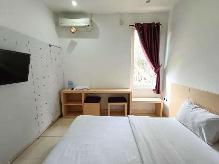 urbanview hotel b liv kendari by reddoorz