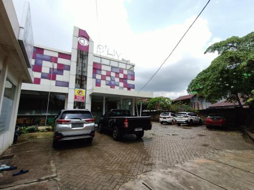 Urbanview Hotel B Liv Kendari By Reddoorz,,3 star