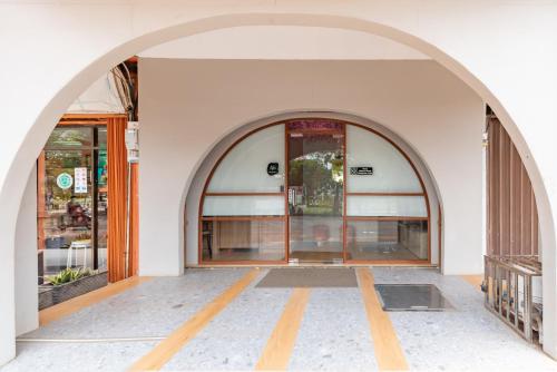 urbanview hotel r house batuaji