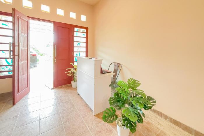 urbanview hotel sany cirebon