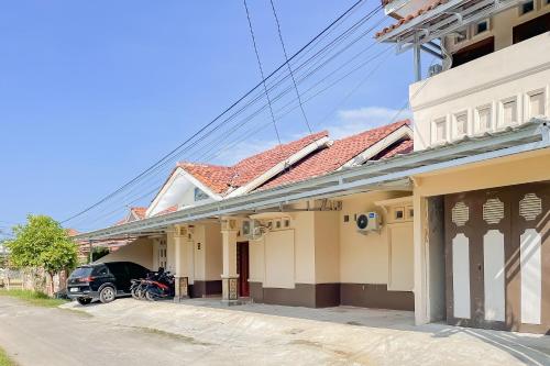 Urbanview Hotel Sany Cirebon,,3 star