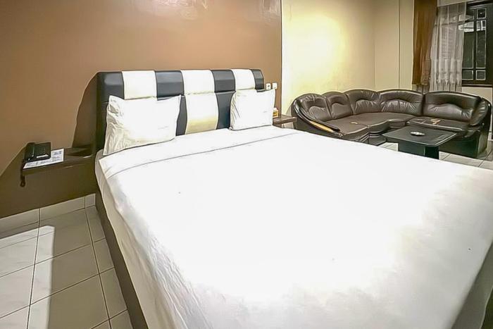 fajar indah hotel mitra reddoorz