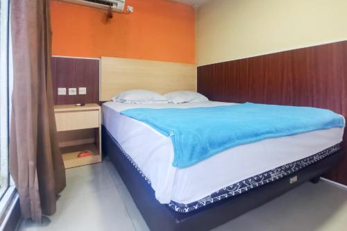 hotel container inn puncak mitra reddoorz