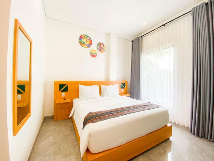queen parrona hotel by sativa