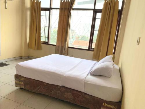 bojongsoang guesthouse redpartner