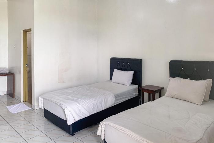 hotel pelangi merak redpartner