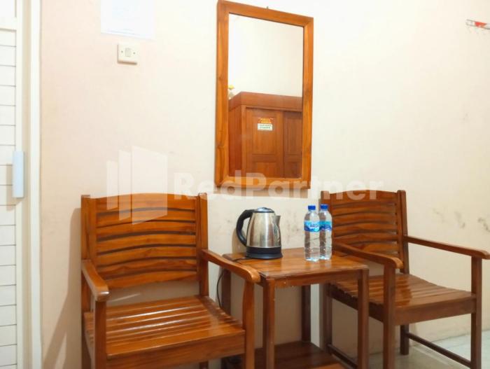 isa homestay kudus mitra reddoorz
