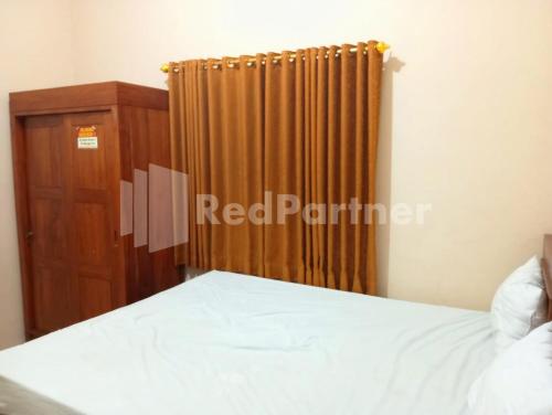 isa homestay kudus mitra reddoorz