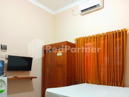 isa homestay kudus mitra reddoorz