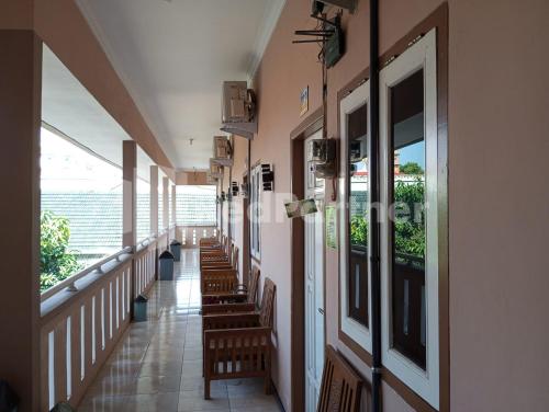 isa homestay kudus mitra reddoorz
