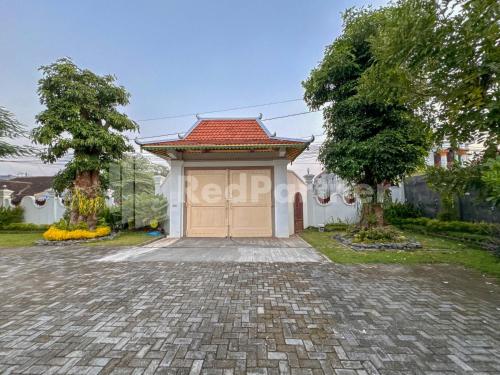 ndalem joglo kawijayan syariah mitra reddoorz