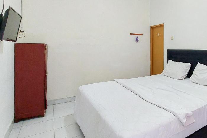 pondok gede dkost syariah mitra reddoorz