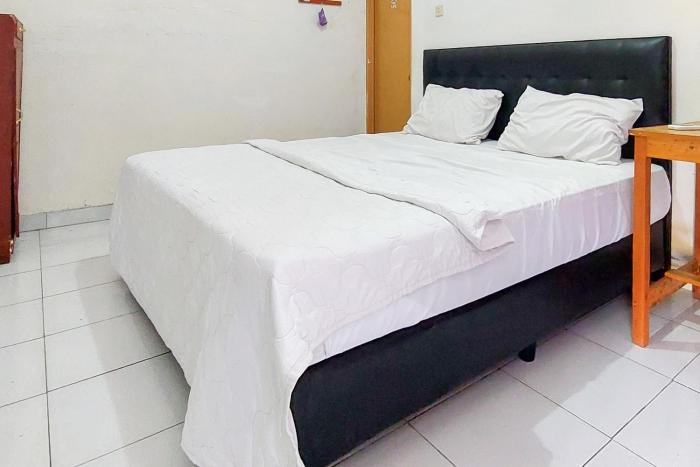pondok gede dkost syariah mitra reddoorz