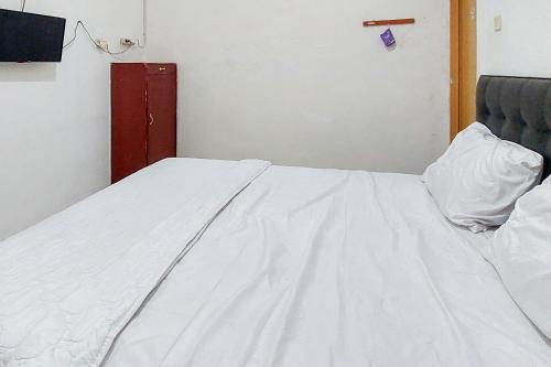 pondok gede dkost syariah mitra reddoorz