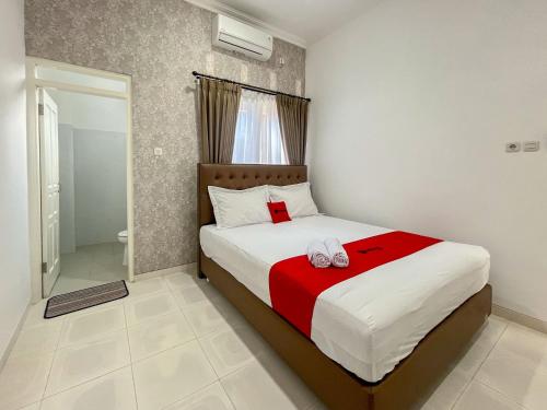 reddoorz griya martha sumber solo