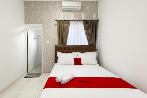 reddoorz griya martha sumber solo