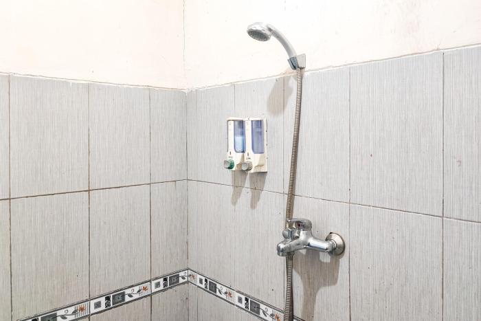 reddoorz hotel keluarga bangko