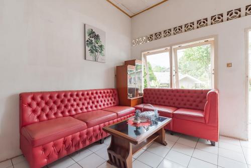Reddoorz @ House Of Dirga Cisarua Puncak,,2 star