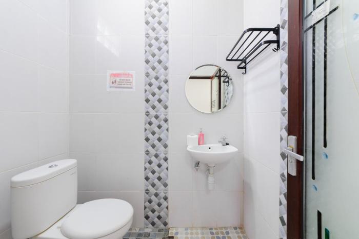 reddoorz lotus house seminyak