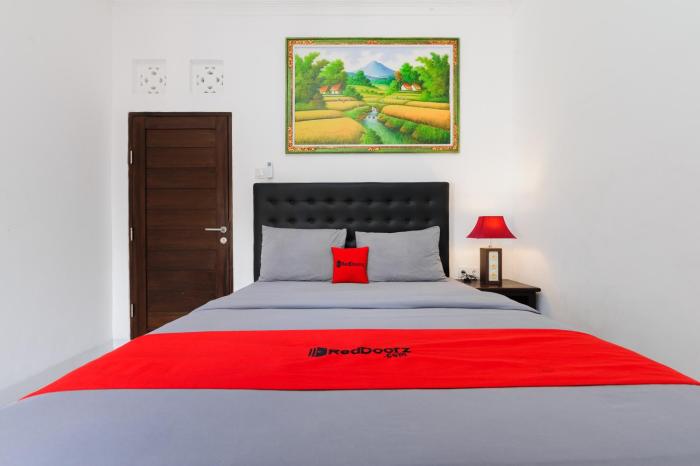reddoorz lotus house seminyak