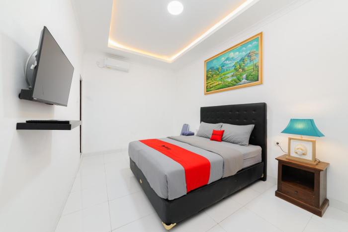 reddoorz lotus house seminyak