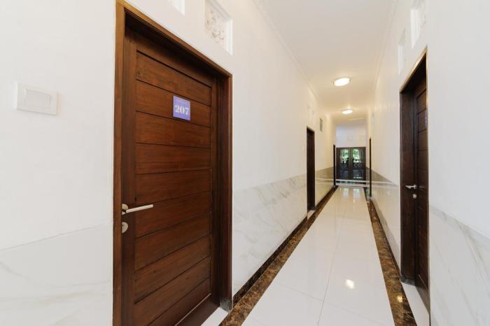 reddoorz lotus house seminyak