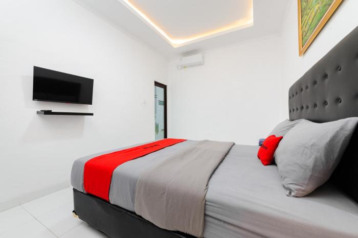 reddoorz lotus house seminyak