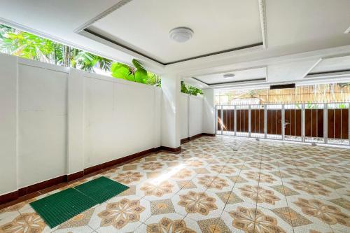 reddoorz lotus house seminyak