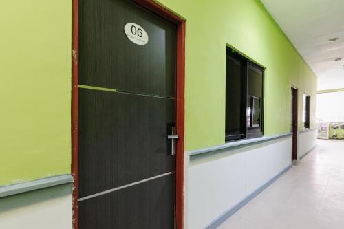 reddoorz near mitra plaza kota banjarmasin