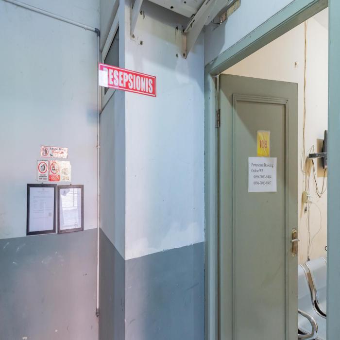 reddoorz near rs permata cirebon