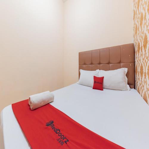 Reddoorz Near Rs Permata Cirebon,,2 star
