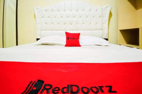 reddoorz syariah at aisyah stabat