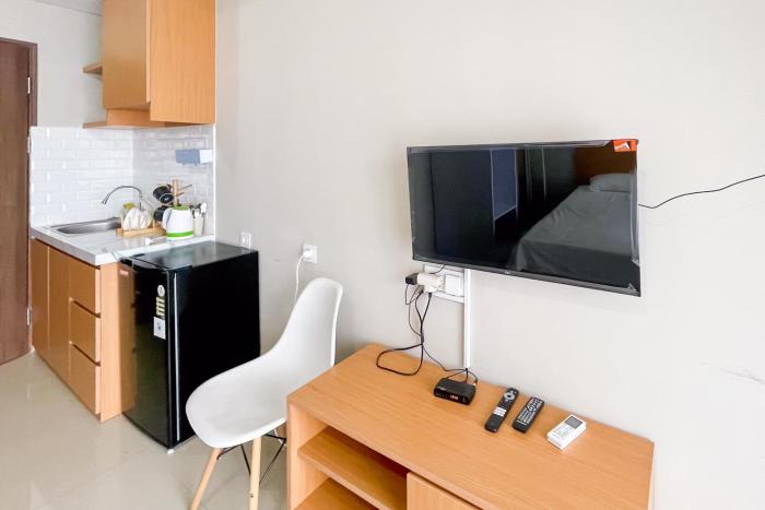 redliving apartemen royal park sentul by bogor staycation
