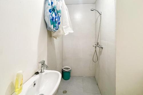 redliving apartemen royal park sentul by bogor staycation