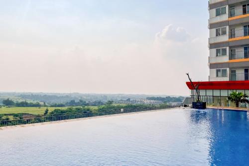 redliving apartemen royal park sentul by bogor staycation
